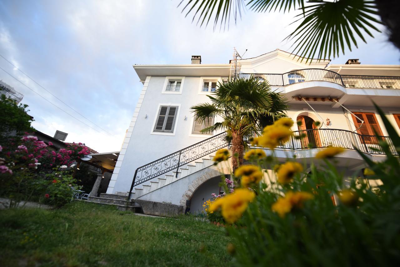 Rose Garden Hotel Shkodër Extérieur photo