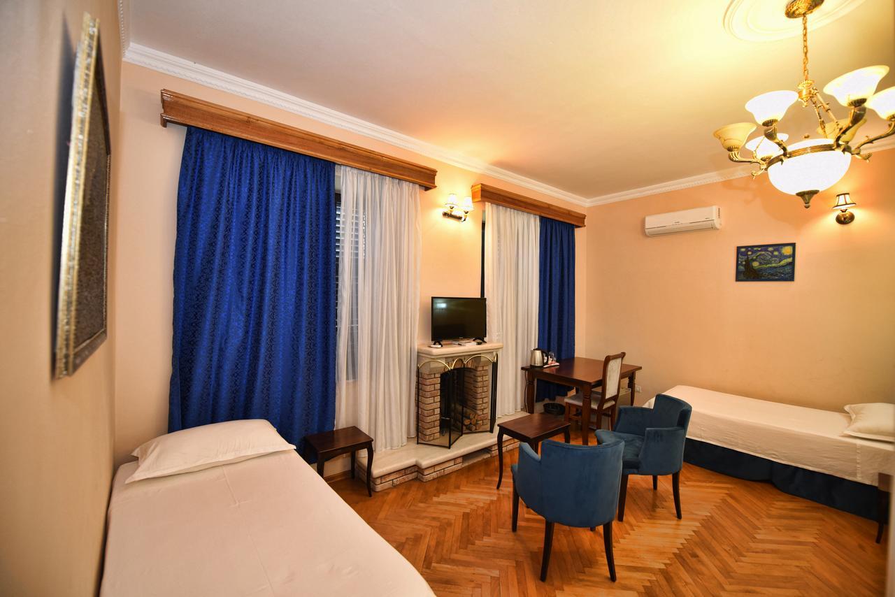 Rose Garden Hotel Shkodër Extérieur photo