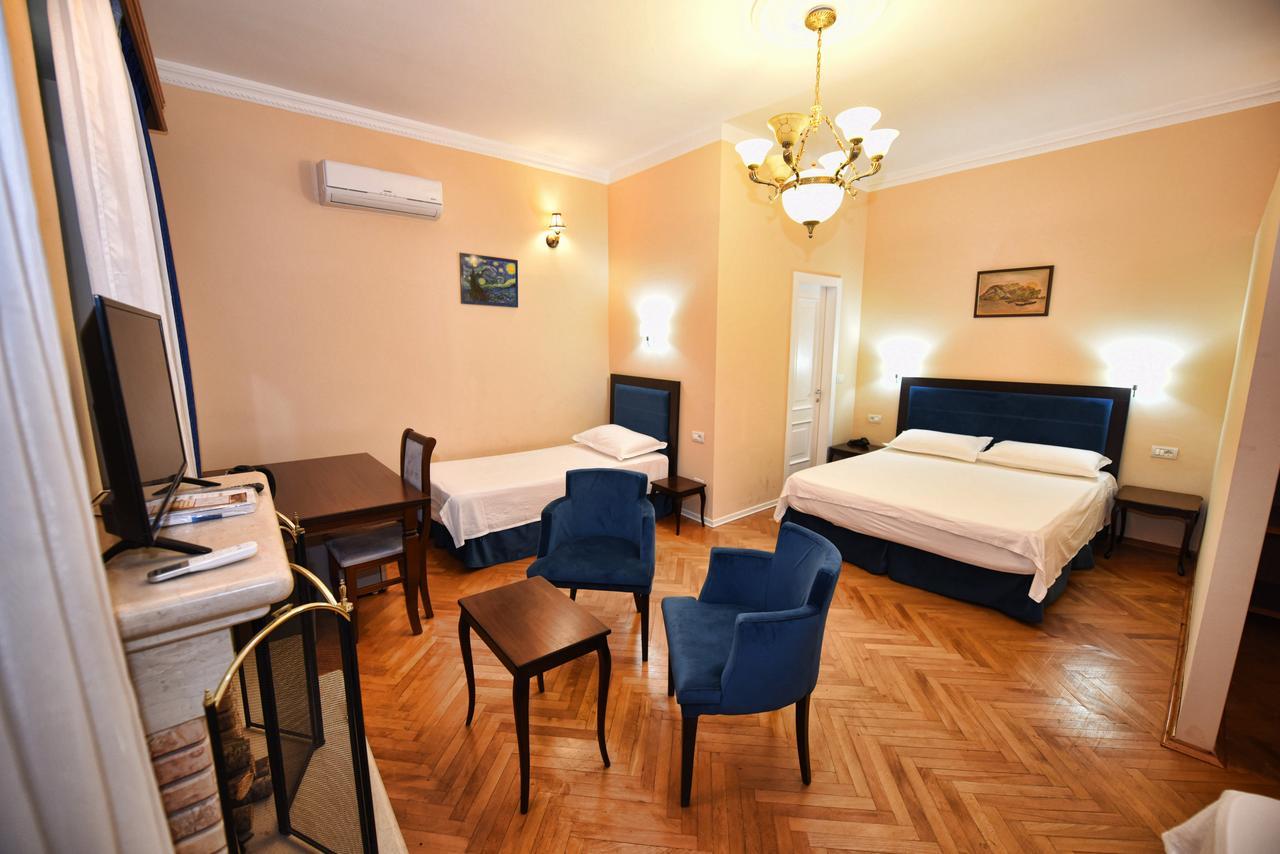 Rose Garden Hotel Shkodër Extérieur photo